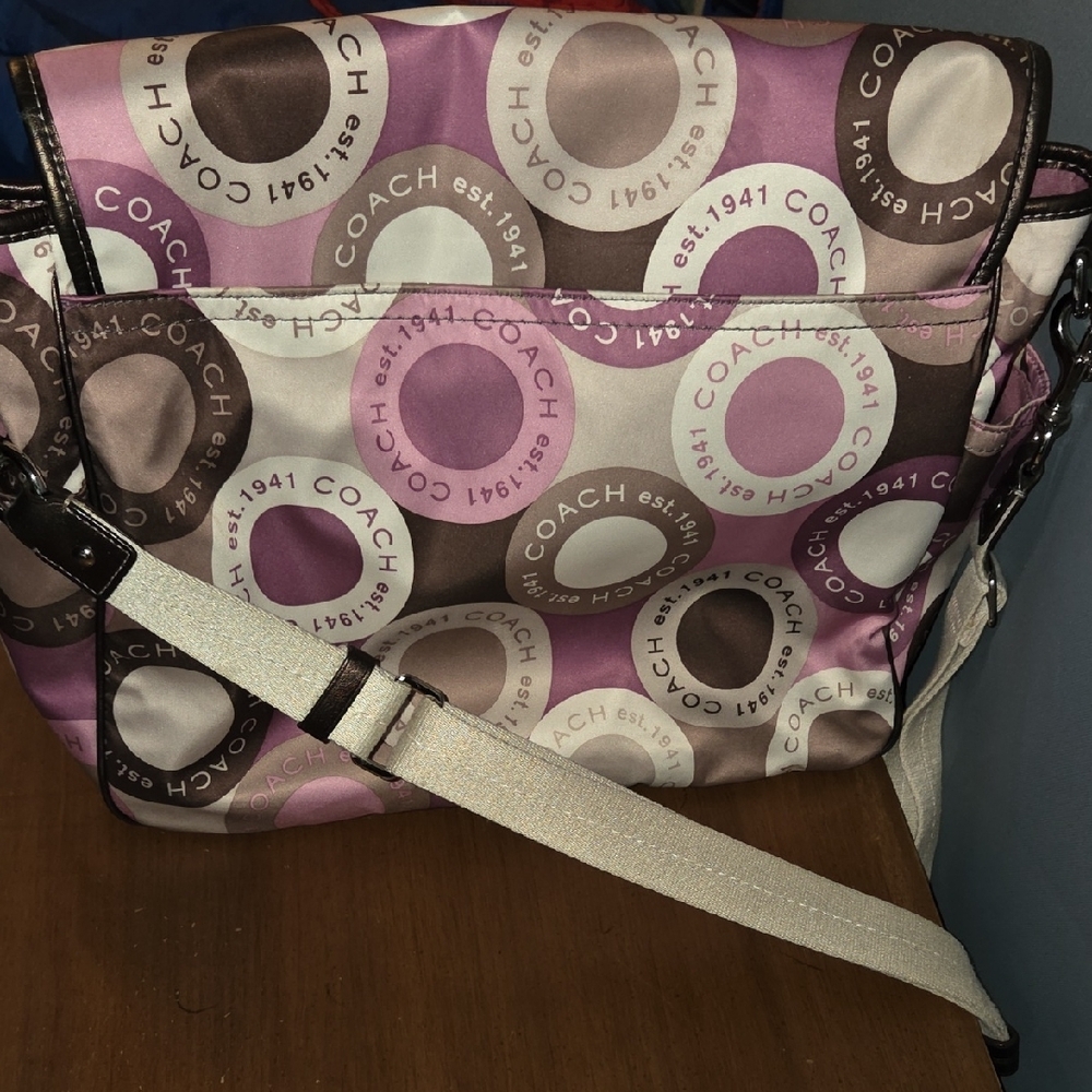 Coach Bag - Picture 2 of 3